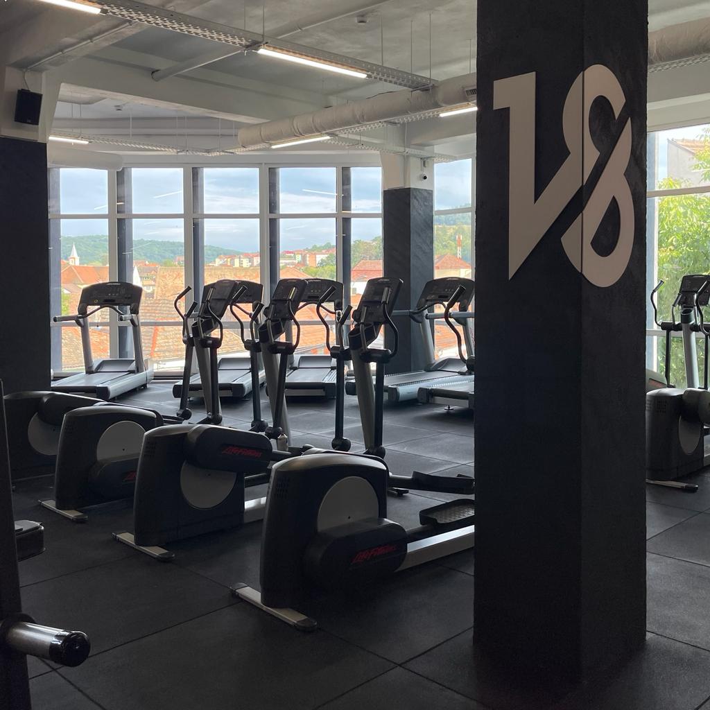 18 GYM – MEDIAS